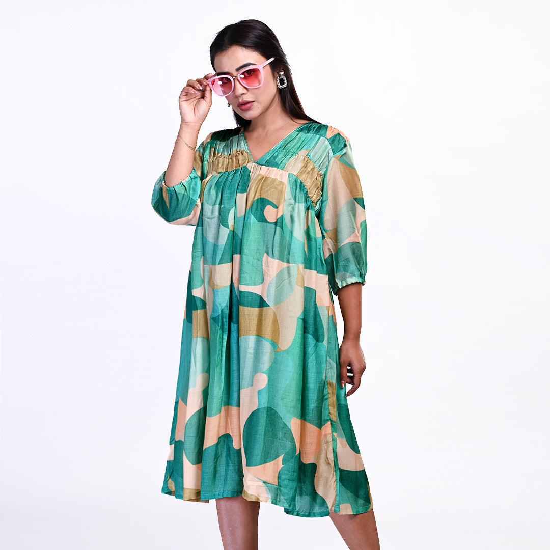STYLOOO Abstract Print V-Neck Midi Dress - Stylish & Comfortable Everyday Frock