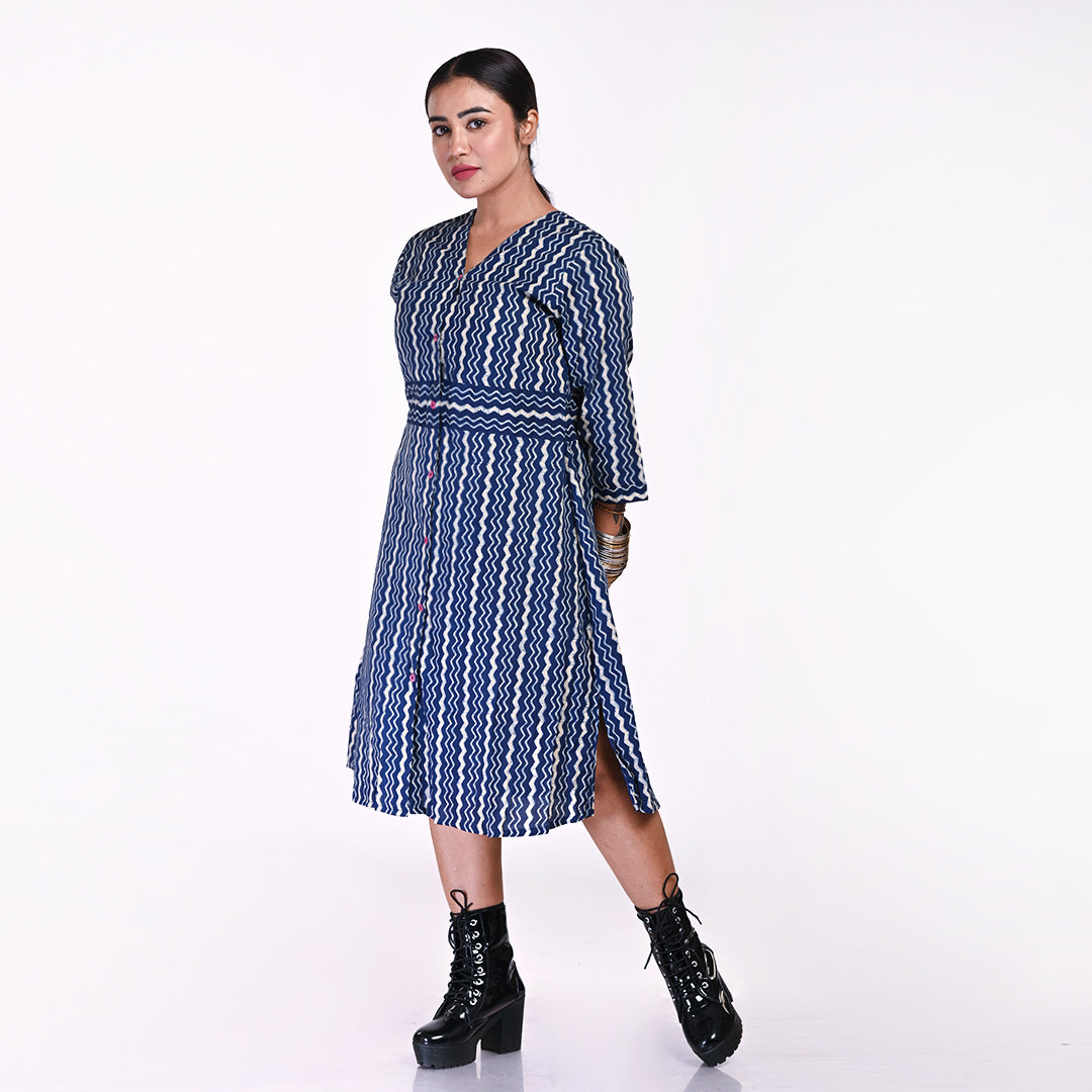 STYLOOO Ikat Inspired Blue Wave Print Dress - Contemporary Indian Pattern Midi