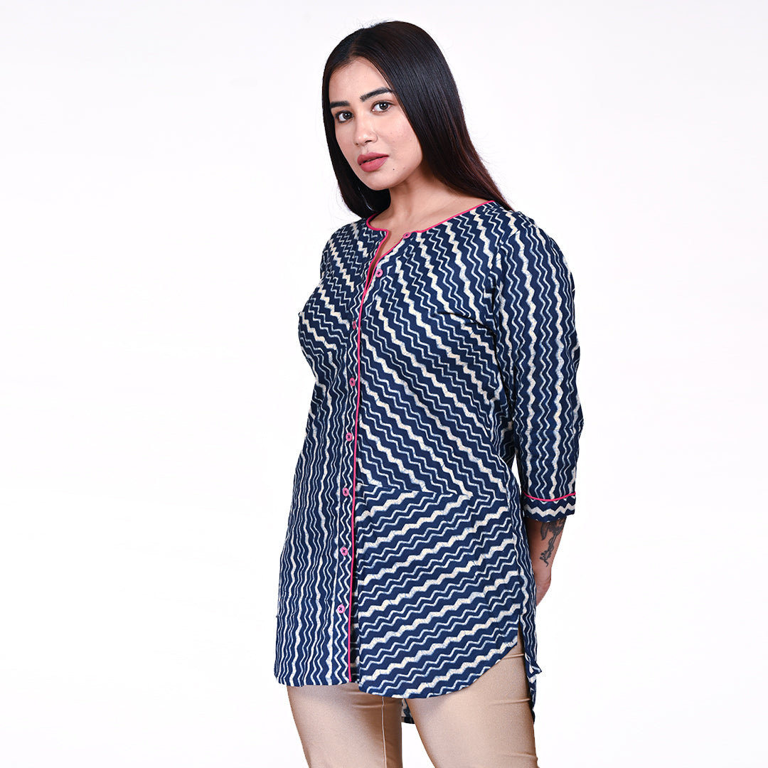 STYLOOO Blue & White Wave Print Short Kurti - Women's Contemporary Tunic Top