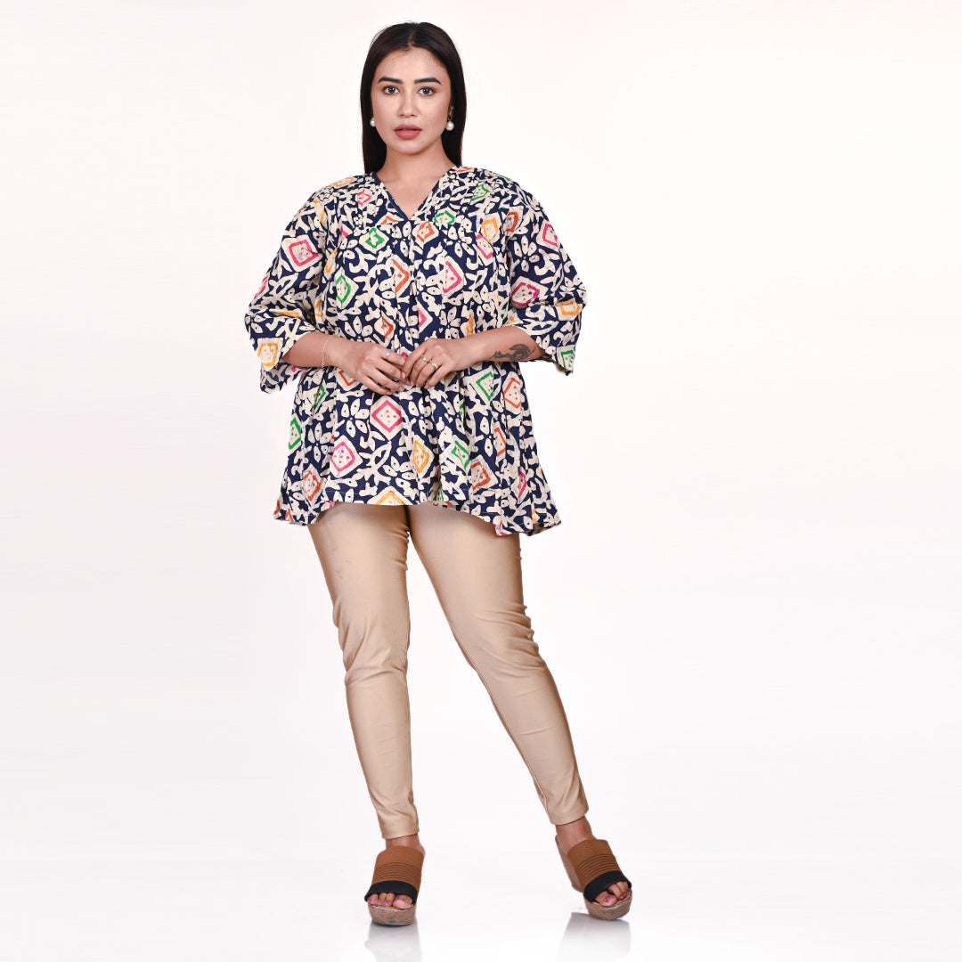 STYLOOO Women's Navy Printed Tunic - Multicolor V-Neck 3/4 Sleeve Top